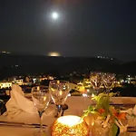 Aparthotel Hill View