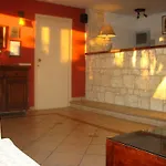 Hill View Aparthotel