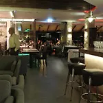 Hill View 4*