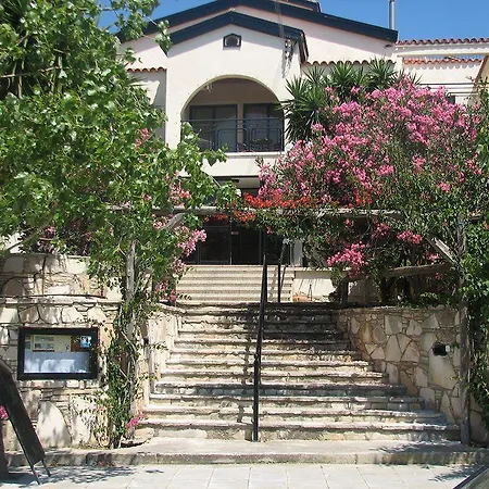 Hill View Aparthotel Pissouri