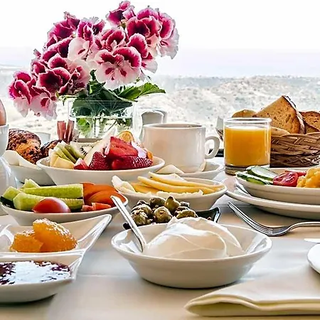 Hill View Апарт-отель 4*