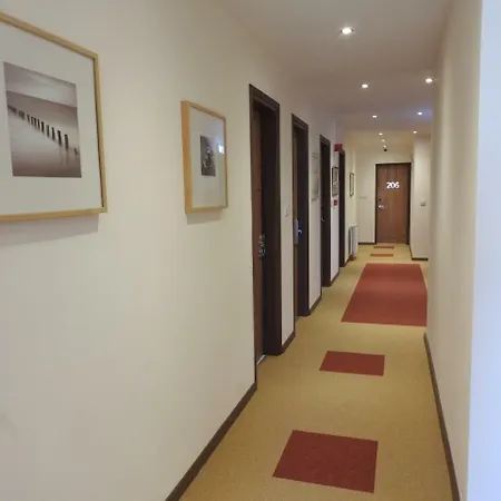 Апарт-отель Hill View 3*