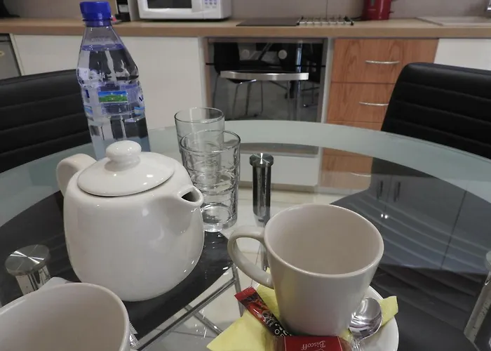 Hill View Apartmanhotel